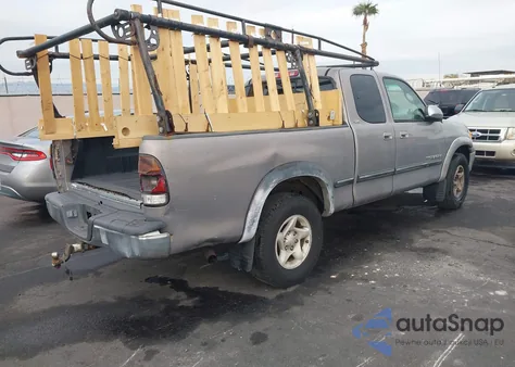 2001 Toyota Tundra Sr5 V8 from USA, damaged, VIN 5TBRT34161S162855